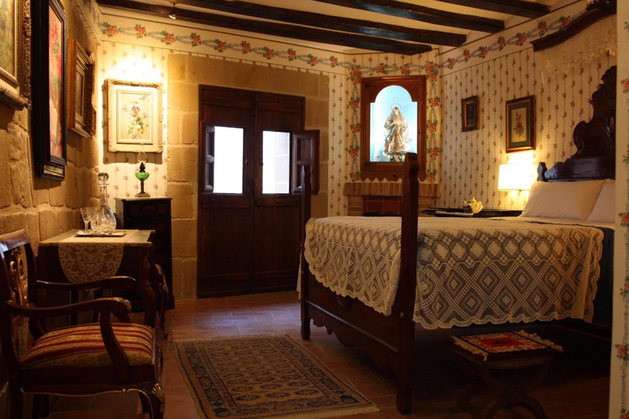 La Casa De Sebastian Guest House วาลเดร์โรเบรส ห้อง รูปภาพ