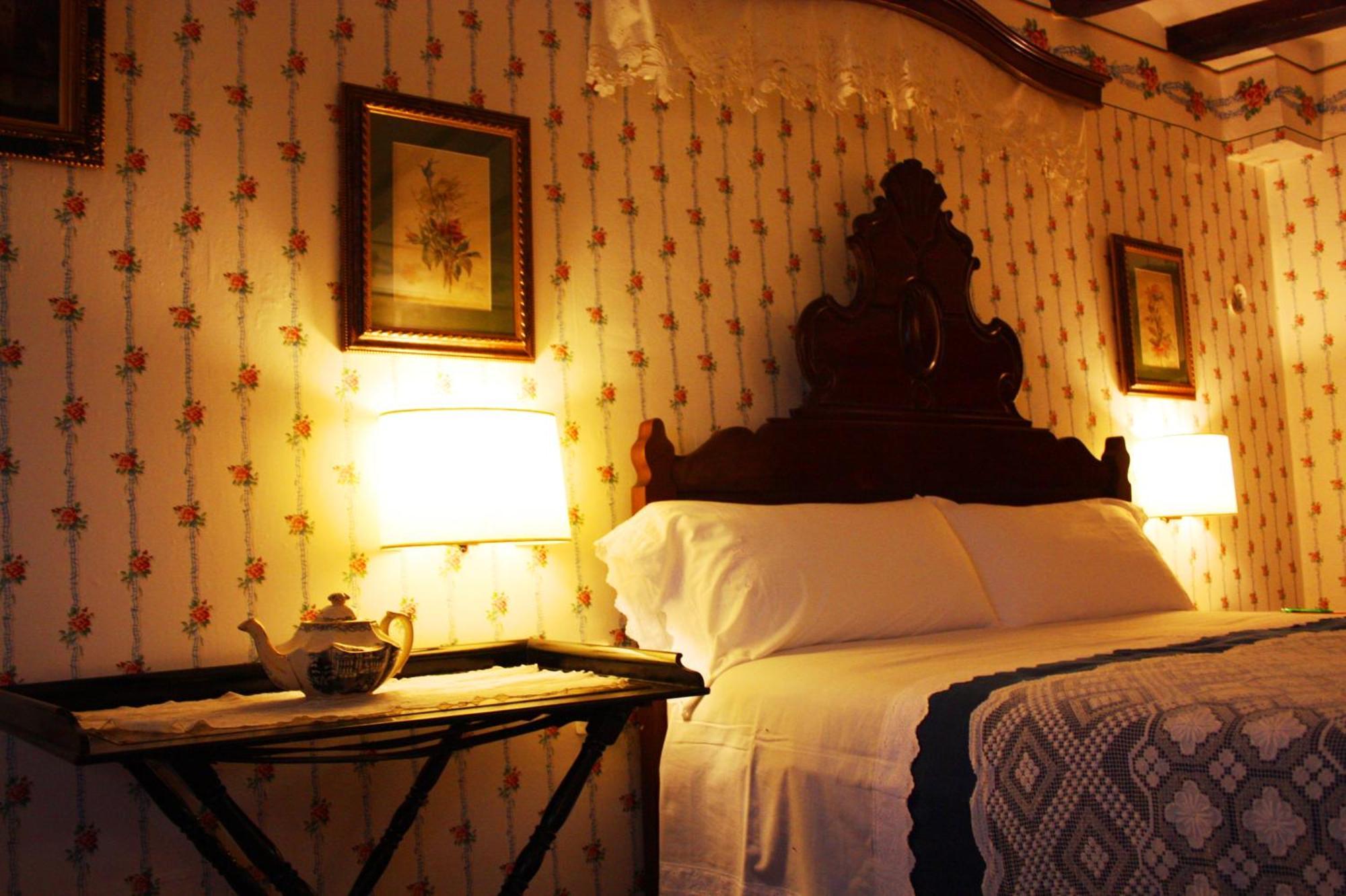 La Casa De Sebastian Guest House วาลเดร์โรเบรส ห้อง รูปภาพ