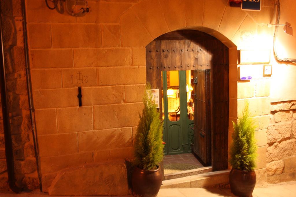 La Casa De Sebastian Guest House วาลเดร์โรเบรส ภายนอก รูปภาพ